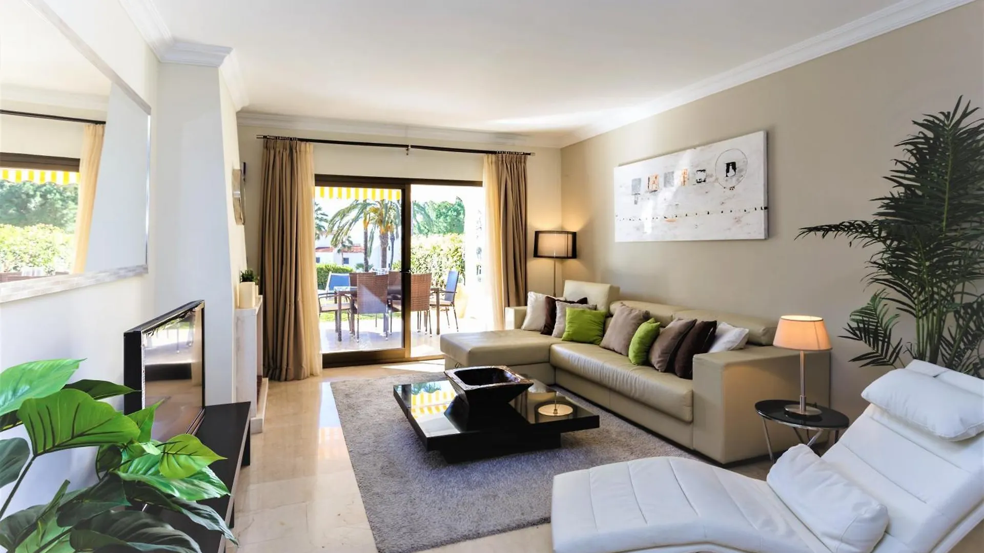 Coral Beach Aparthotel Marbella 4*,