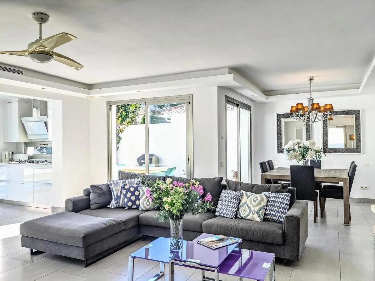 Coral Beach Aparthotel Marbella Apartment